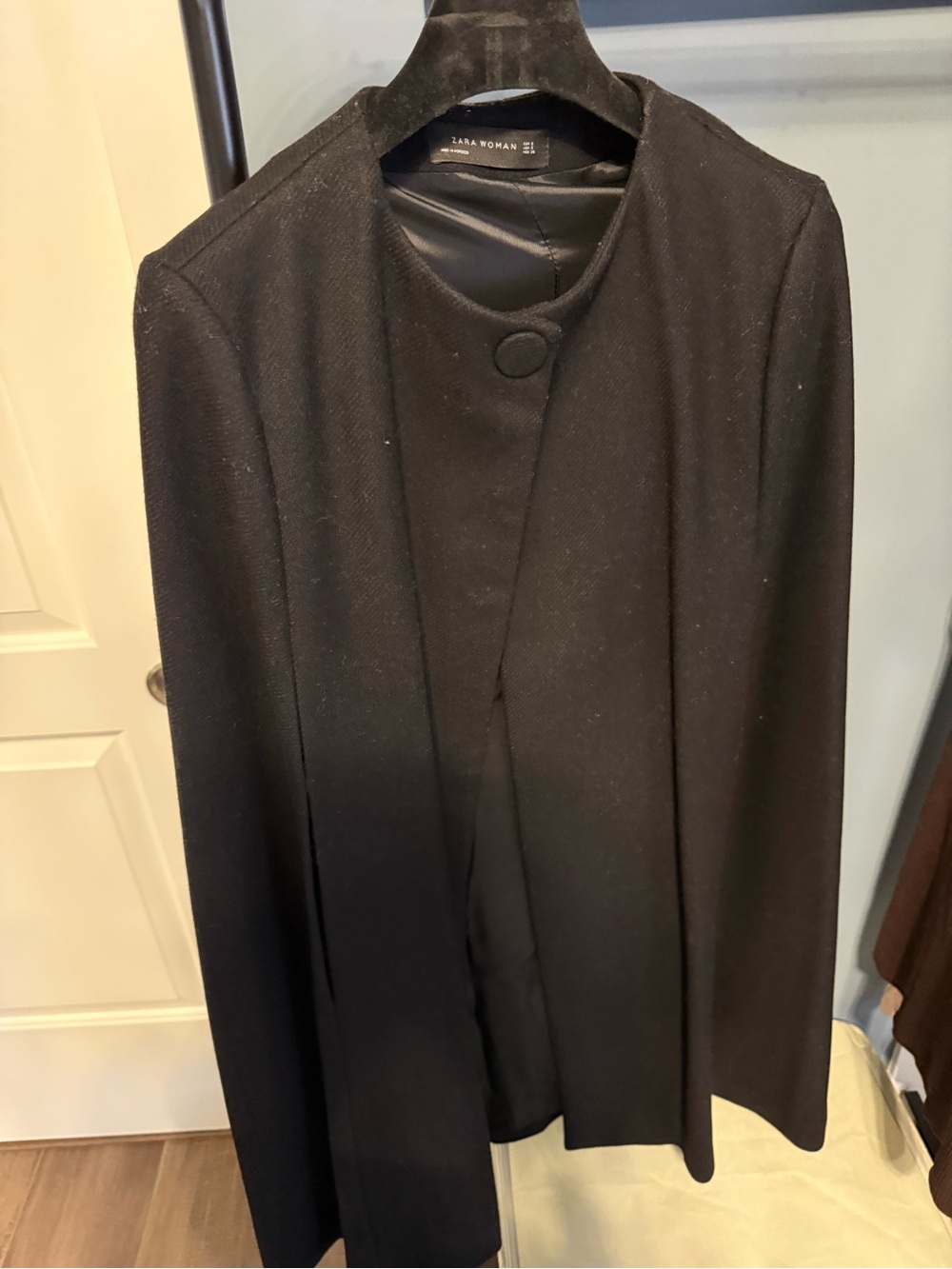 Zara Black Collarless Wool Cape